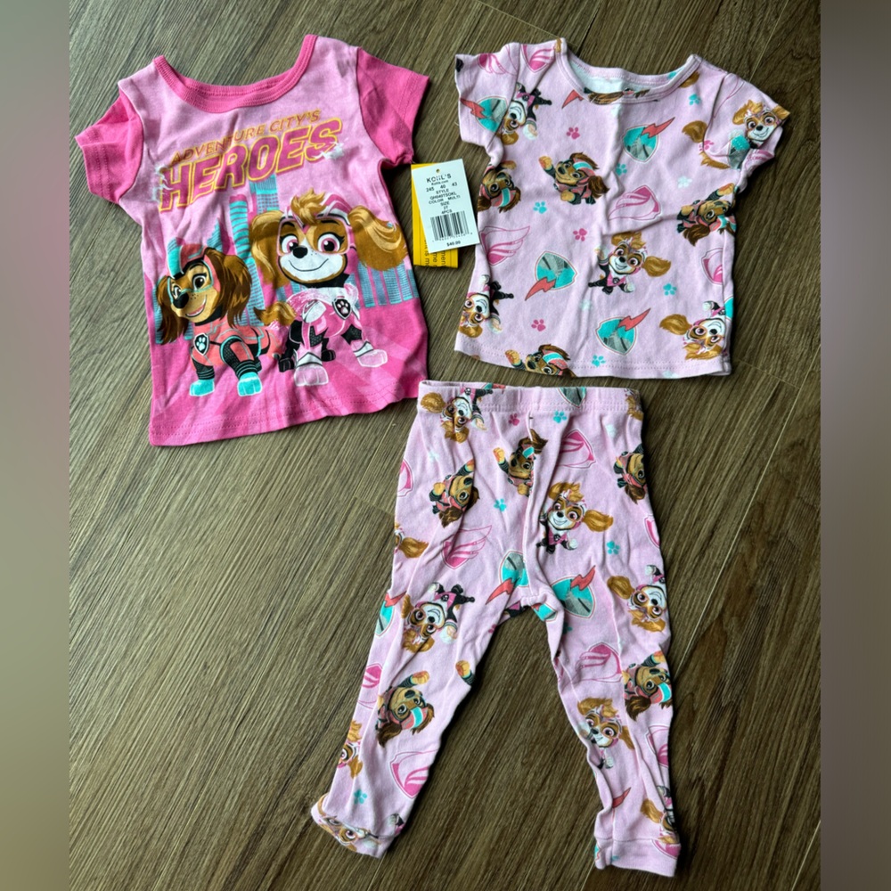 Paw Patrol 2T pajamas NWT